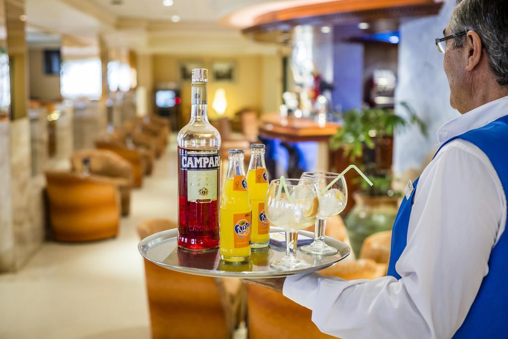 Hotel Avenida Бенидорм Экстерьер фото