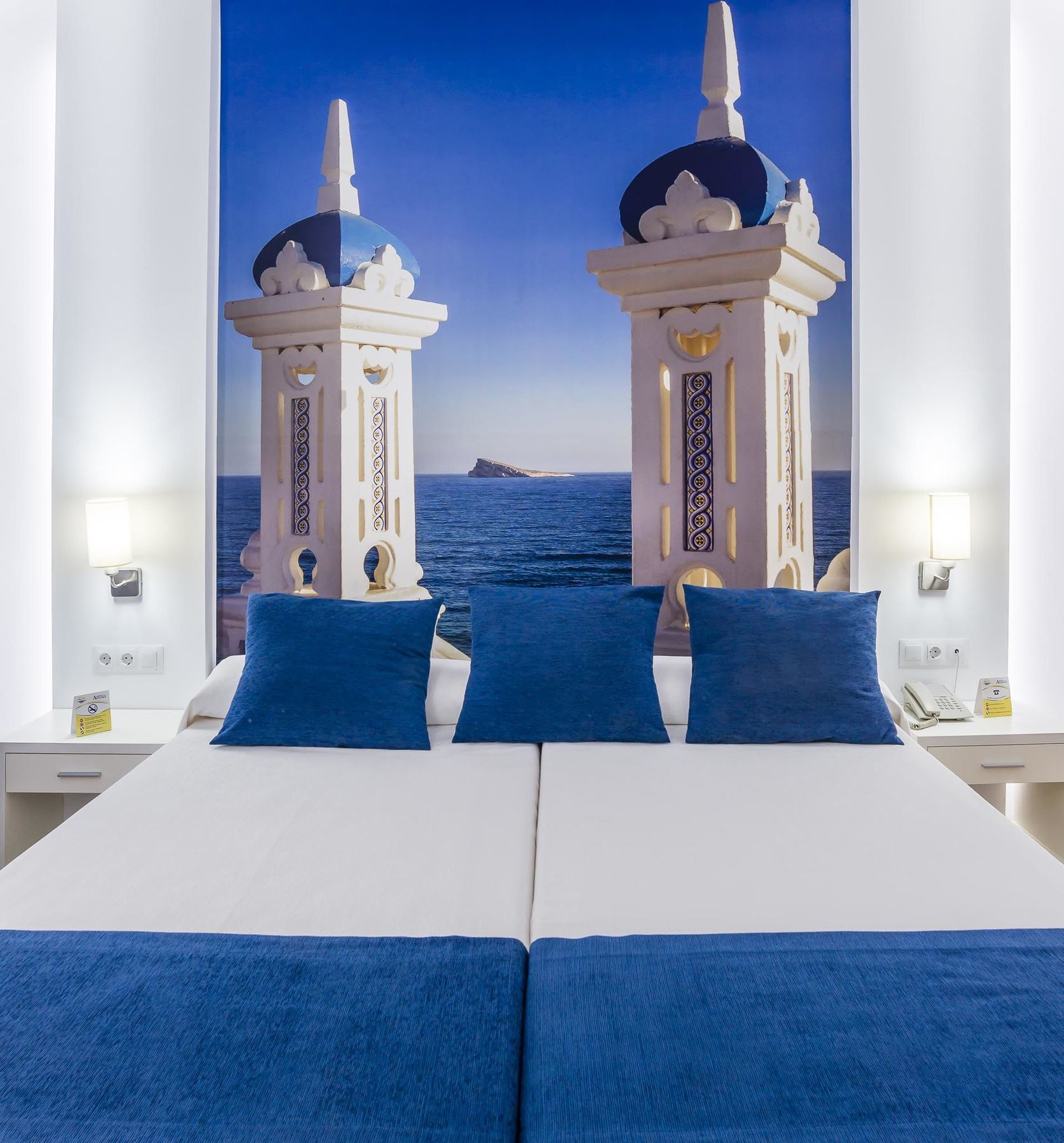 Hotel Avenida Бенидорм Экстерьер фото