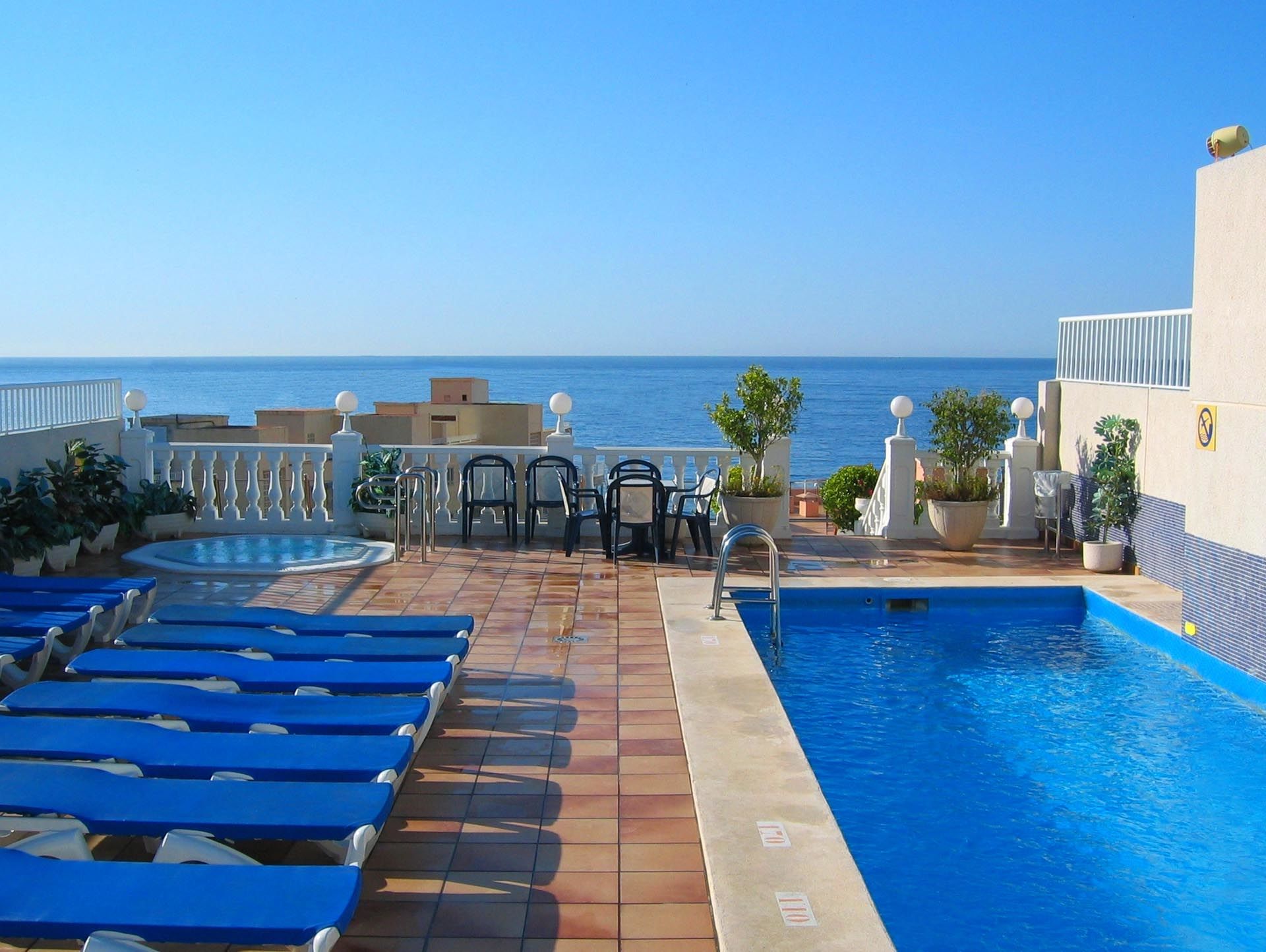 Hotel Avenida Бенидорм Экстерьер фото
